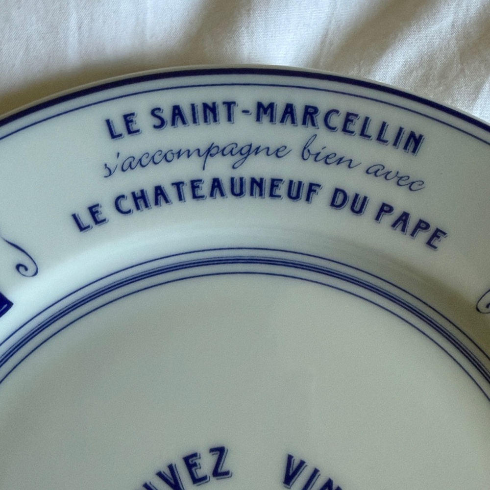 Porcelain French appetizer plates (3) - Picture 7 of 8